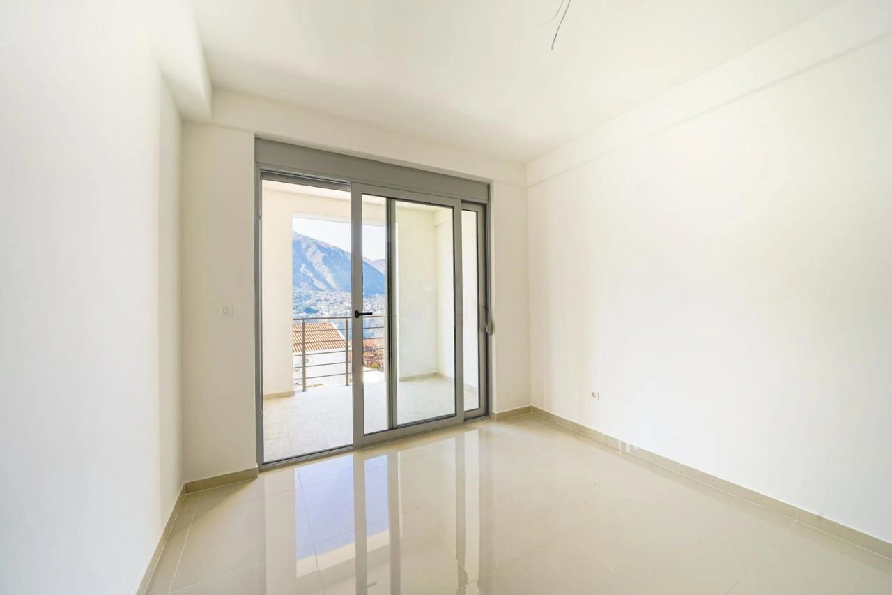 Apartment 58 m2 with bay view