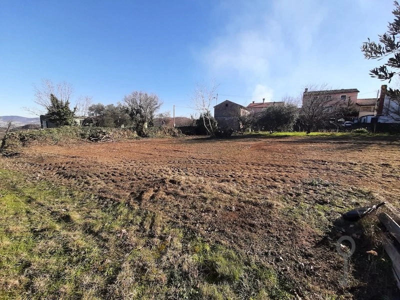 Купить землю под строительство в Хрватини, Словения - 580 тыс. € ✅