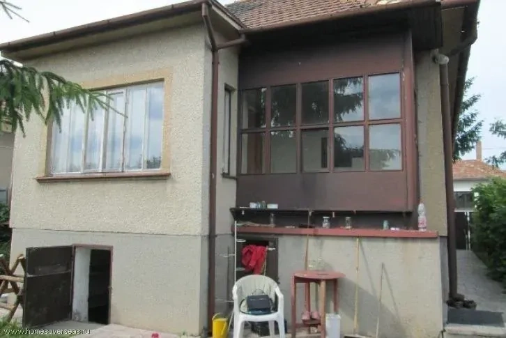 Дом с большим садом и виноградником на реке Дунай, Словакия