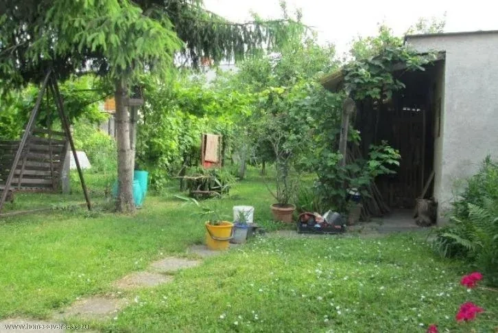 Просторный дом с большим садом в Дунайска Стреде