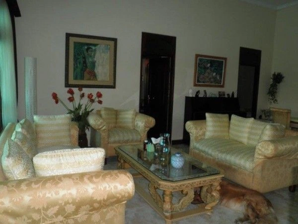 Вилла в Нуса-Дуа с 6 спальнями