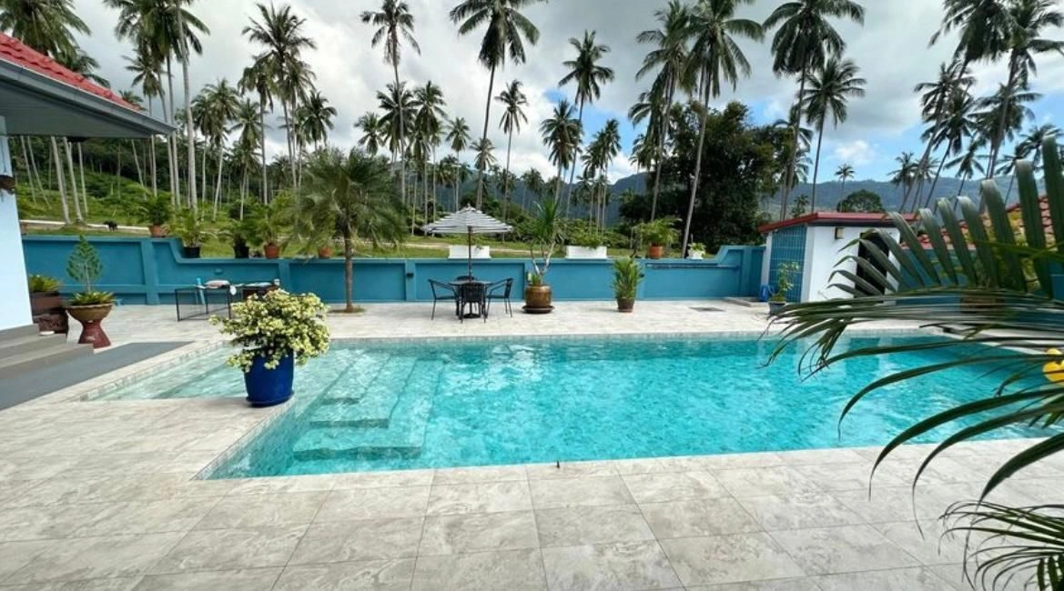 Просторная вилла 2+1 с бассейном и садом