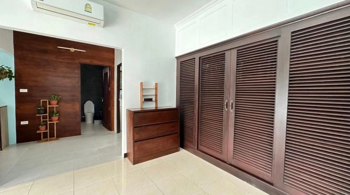 Просторная вилла 2+1 с бассейном и садом