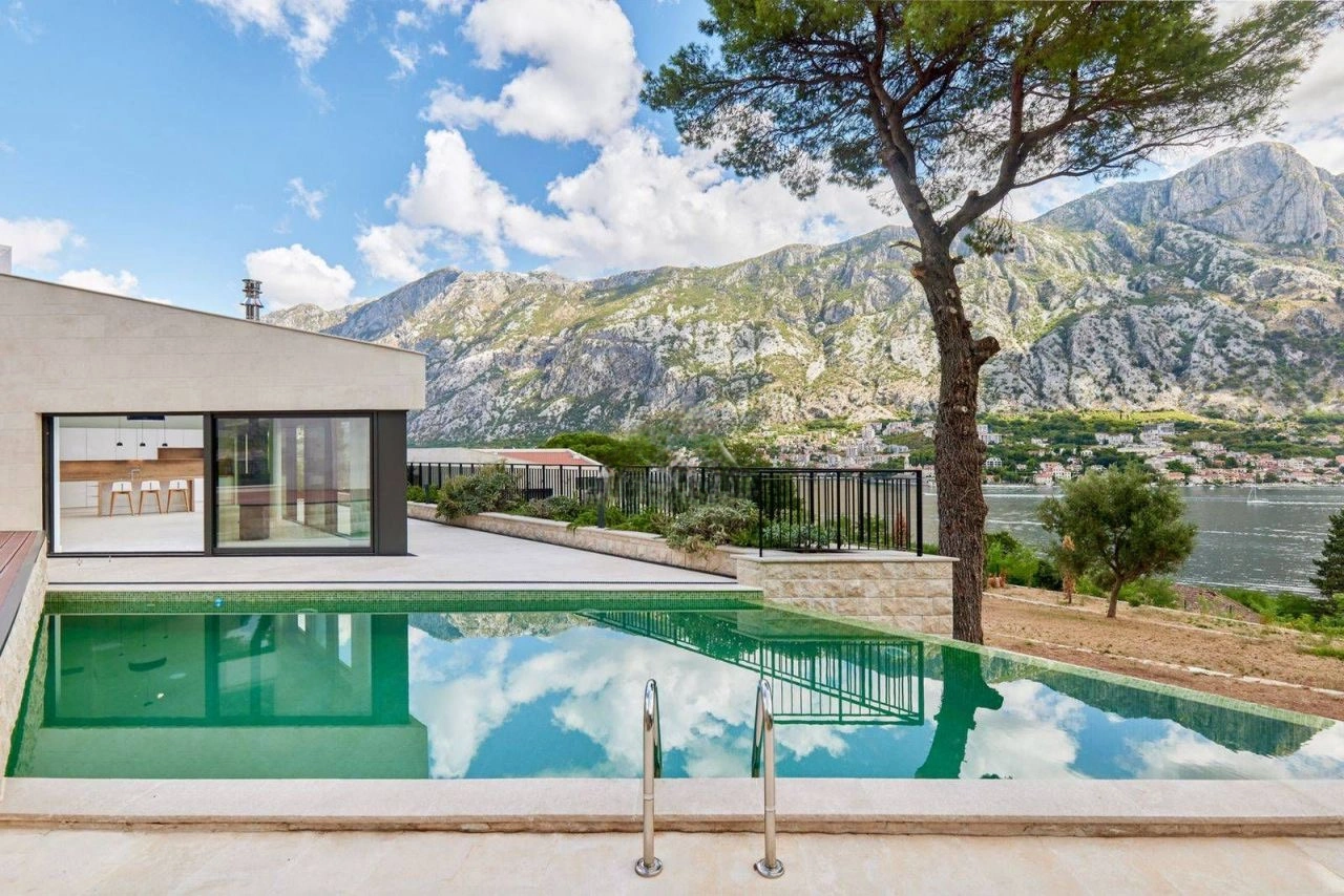 Роскошная вилла 5+1 в Прчане