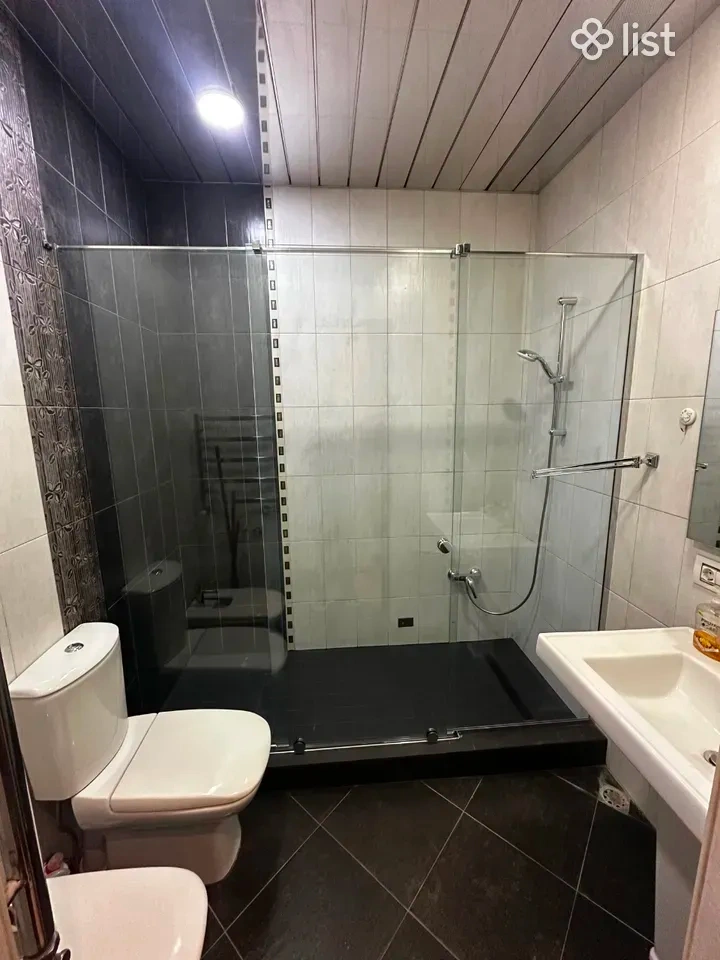 Меблированная новая квартира 146 m² в Ереване, Армения