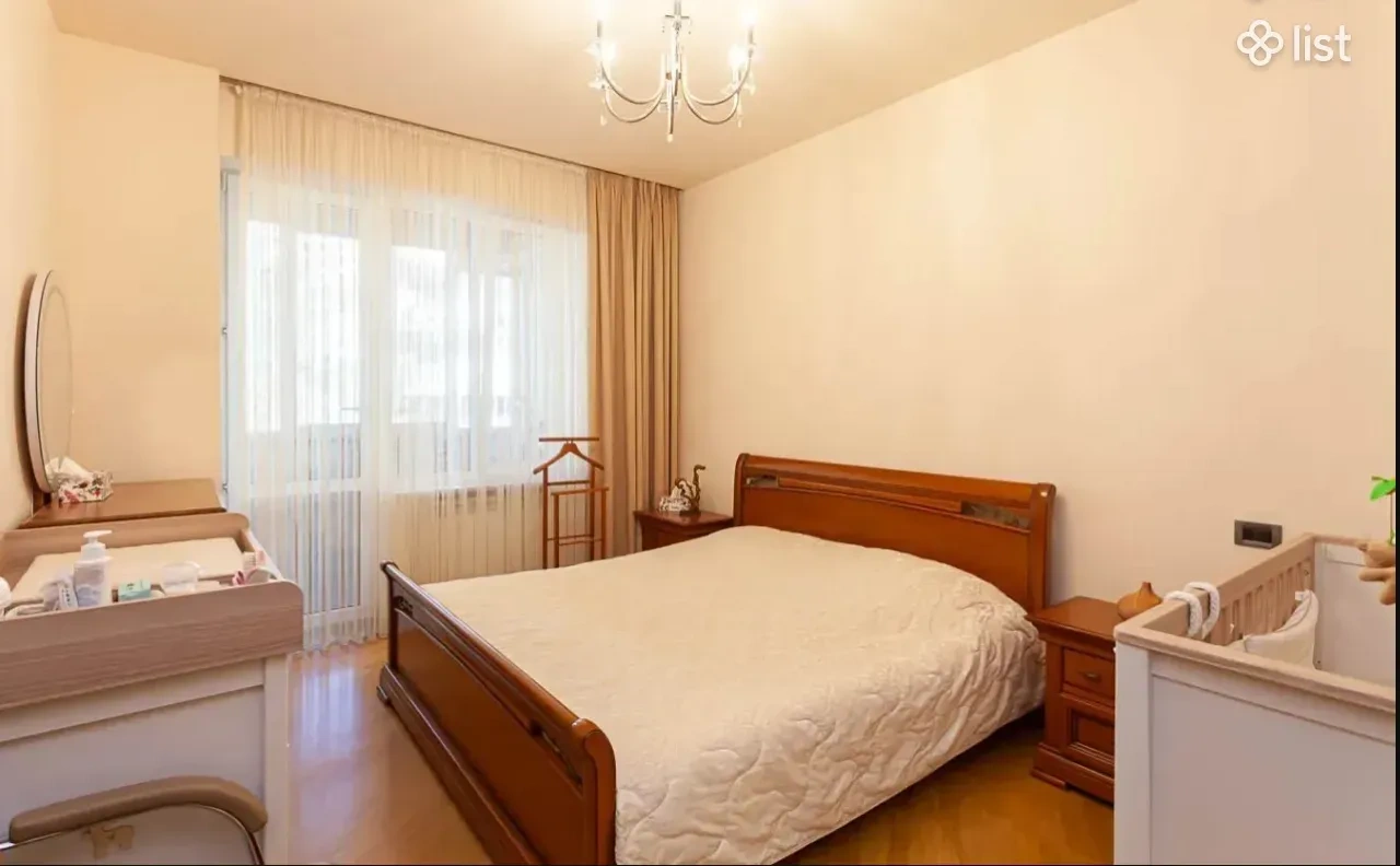 Светлая квартира 3+1 в Ереване, Армения