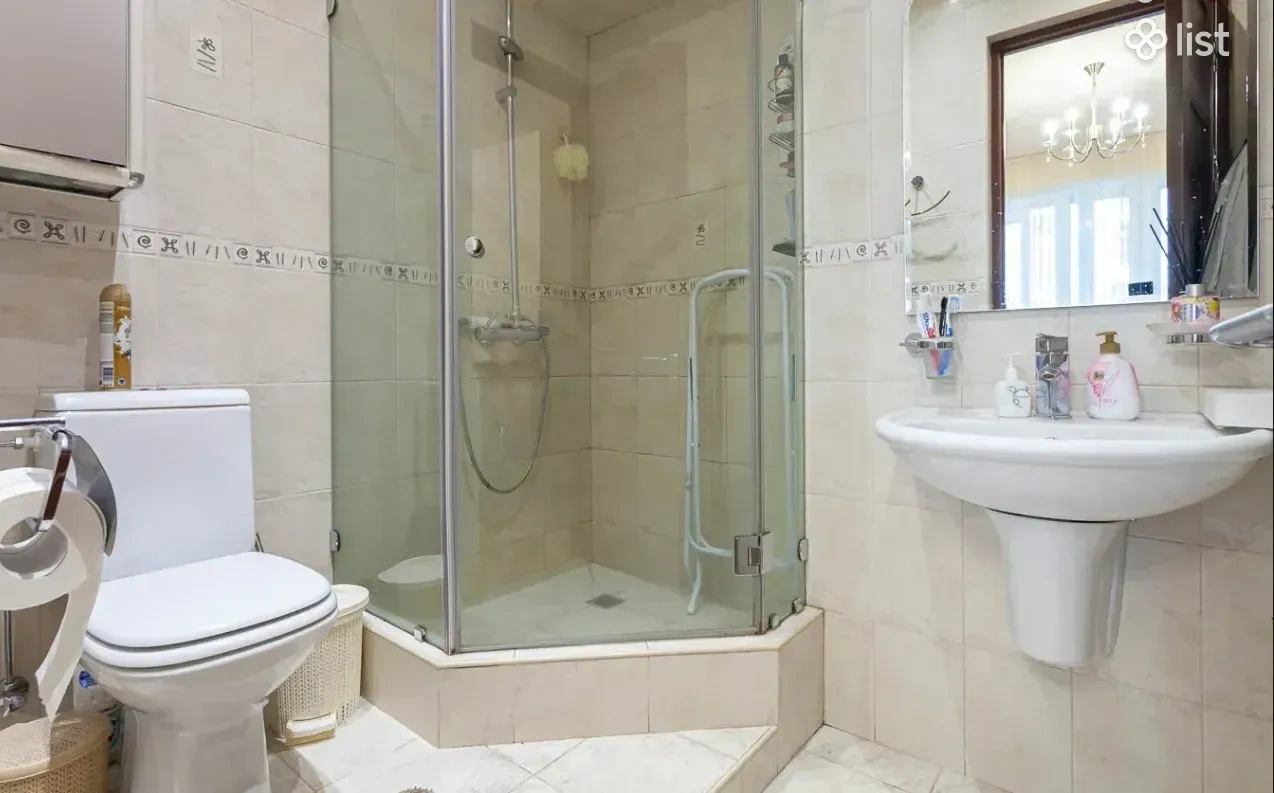 Светлая квартира 3+1 в Ереване, Армения