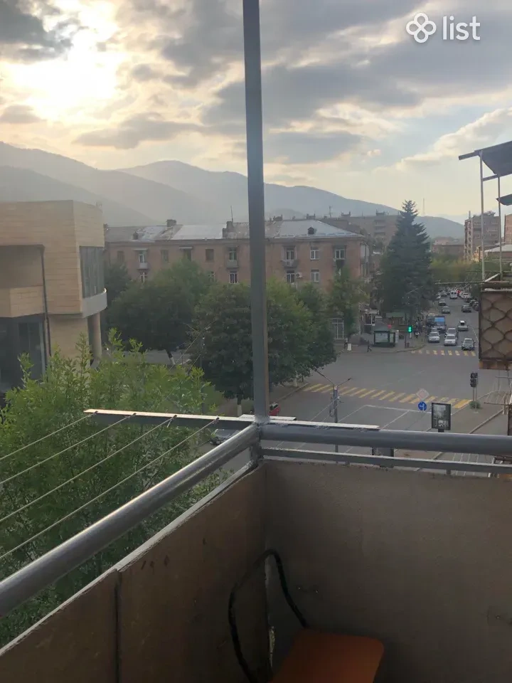 Солнечная квартира 3+1 в Ванадзоре, Армения