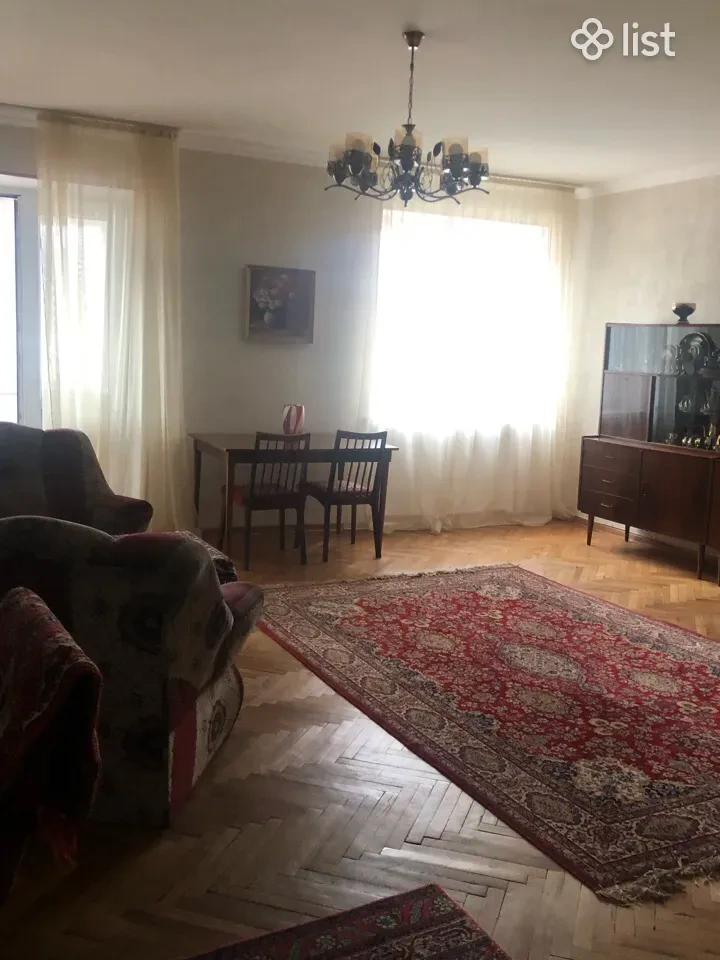 Солнечная квартира 3+1 в Ванадзоре, Армения