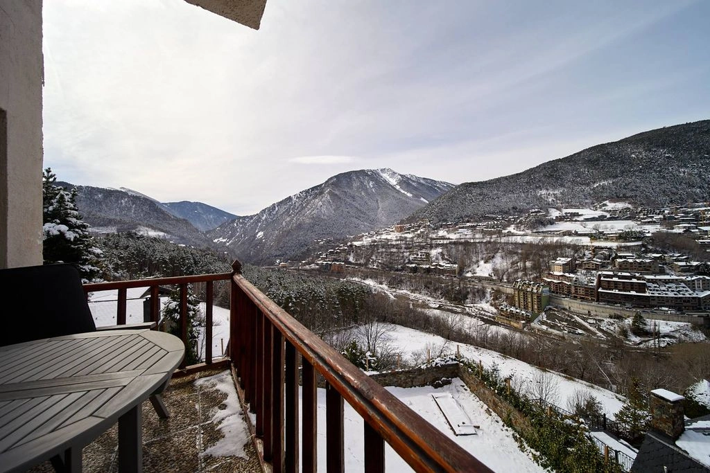 Отремонтированный дом 283 м² в l'Aldosa, Андорра