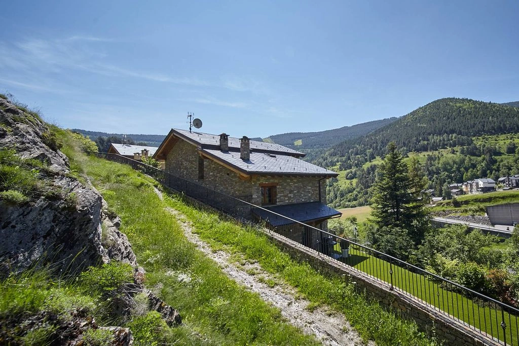 Просторный дом 449 m2 в Пале, Андорра