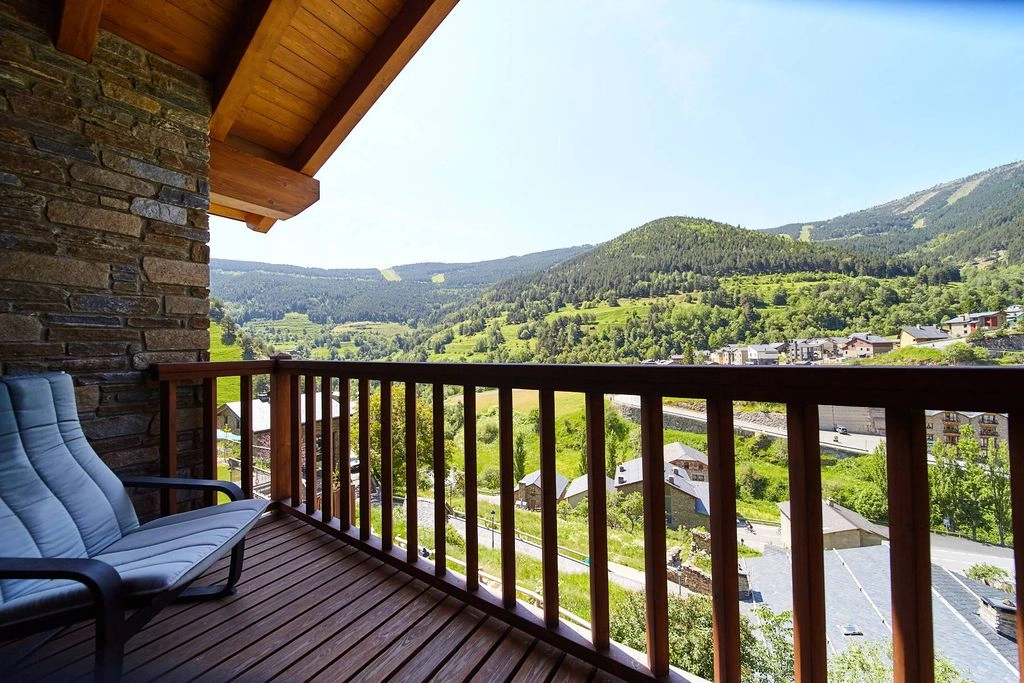 Просторный дом 4+1 в Пал, Андорра