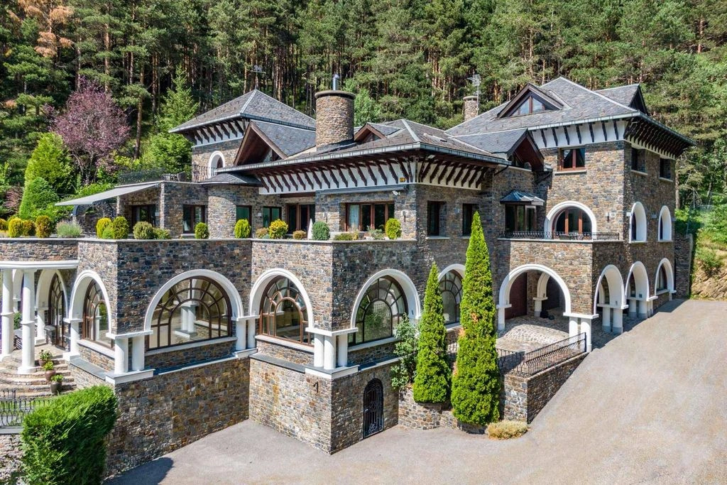 Уютная вилла 7+1 в Ла-Массане, Андорра