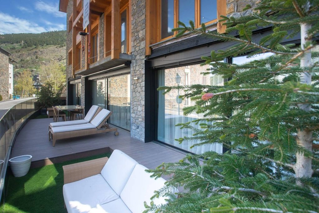 Меблированная квартира 295 м² в Sant Pere del Tarter, Андорра