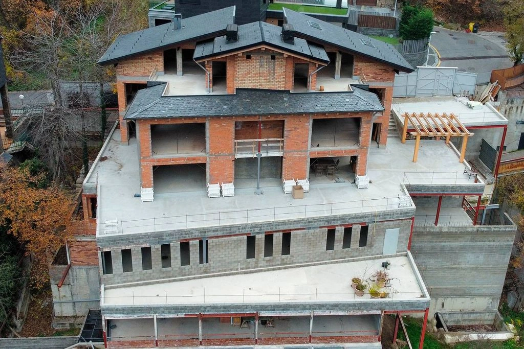 Просторная вилла площадью 1774 м² в Эскальдес-Энгордани, Андорра