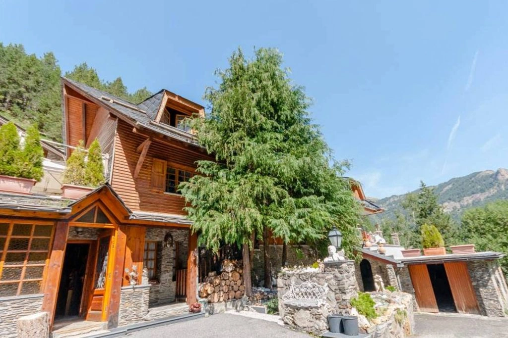 Роскошная вилла 1290 m² в Ла‑Массане, Андорра