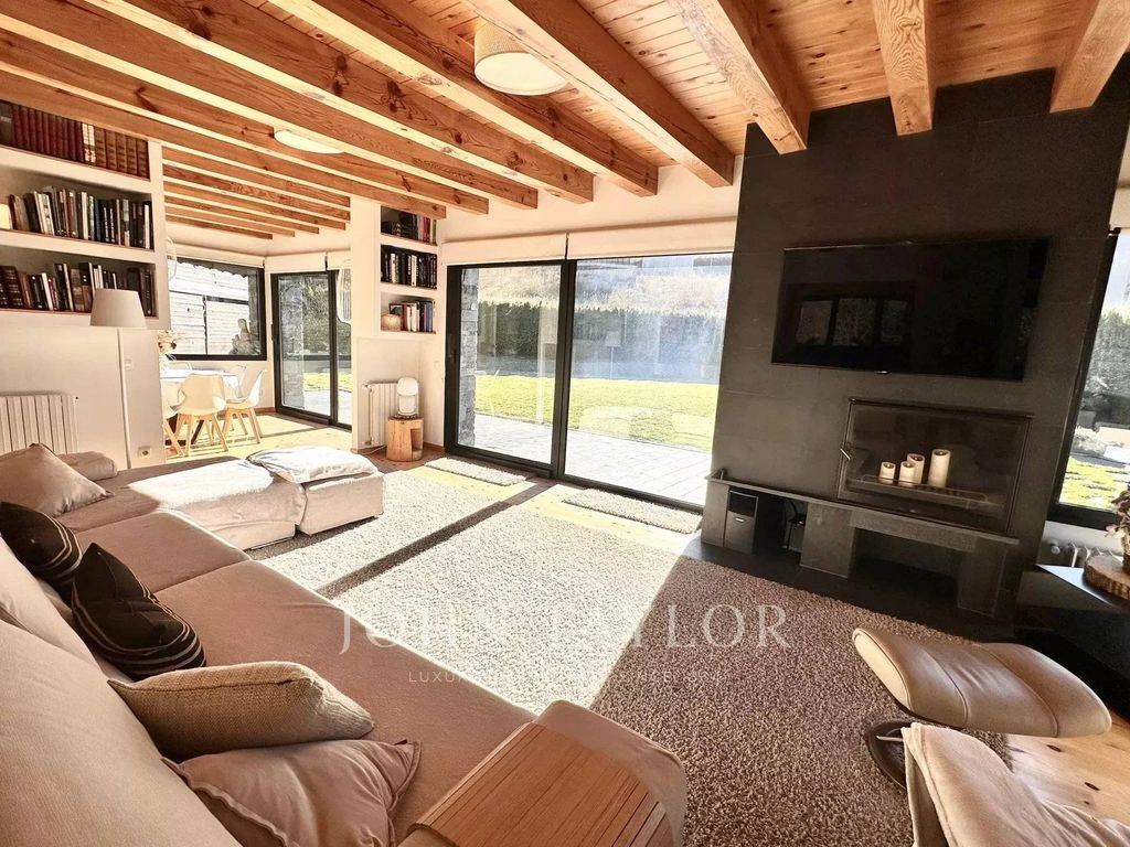 Уютный дом 4+1 в Ордино, Андорра