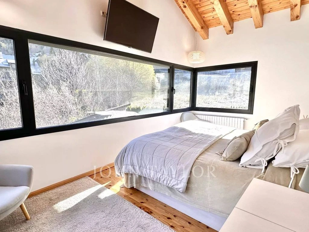 Уютный дом 4+1 в Ордино, Андорра