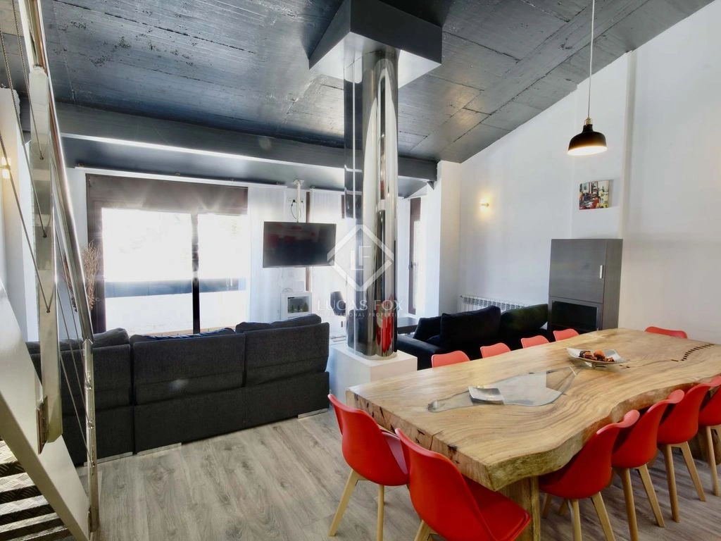 Меблированный пентхаус 5+1, 161 м² в Рансоле, Андорра