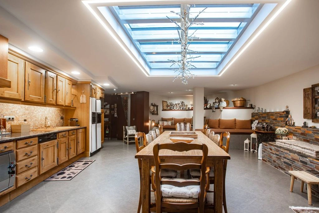 Просторная вилла 500 m² в Ла-Массана, Андорра