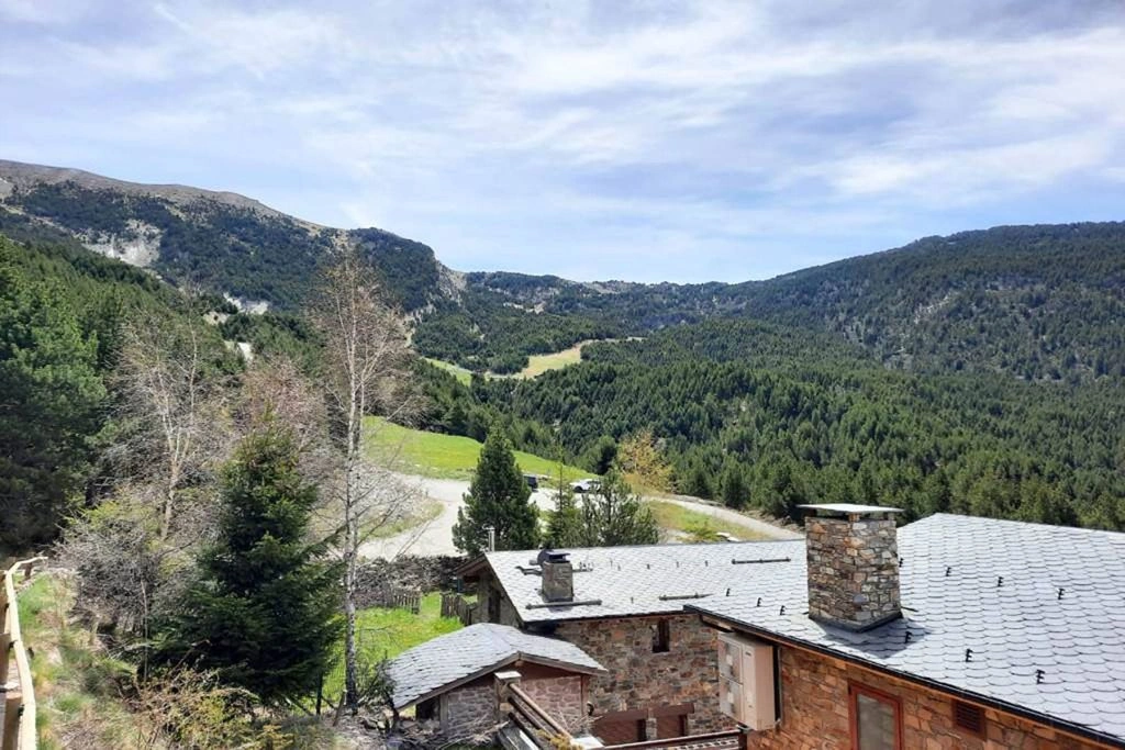 Роскошный дом 250 м² в Канильо, Андорра