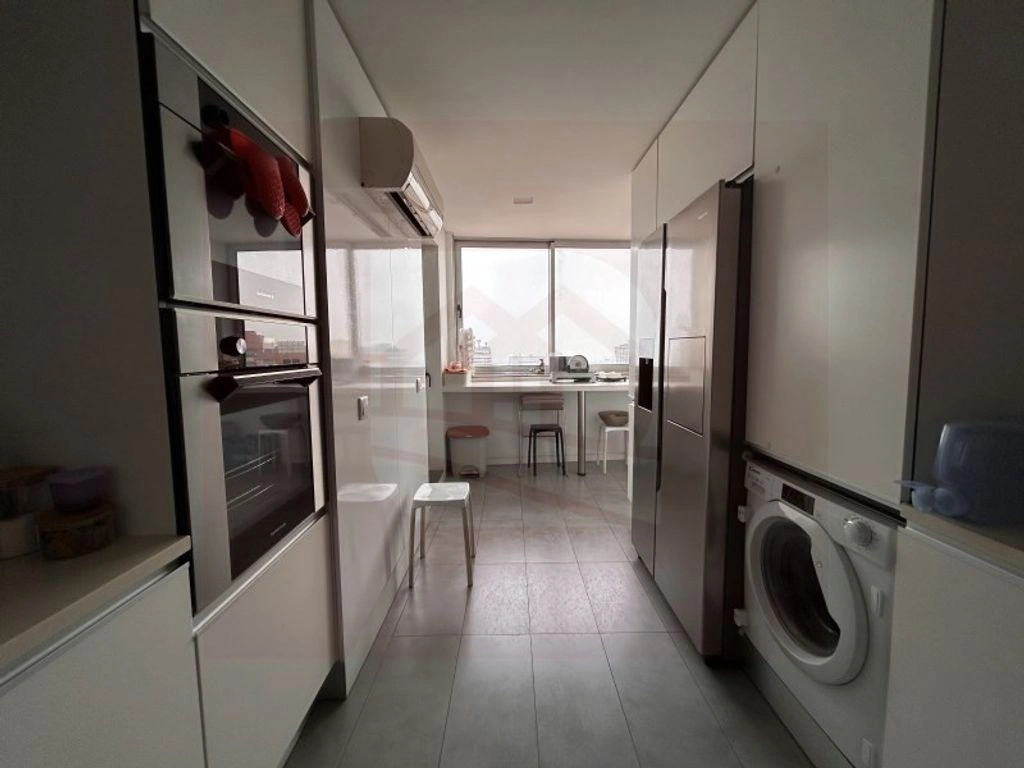 Обновлённая квартира 3+1 в Луанде, Ангола