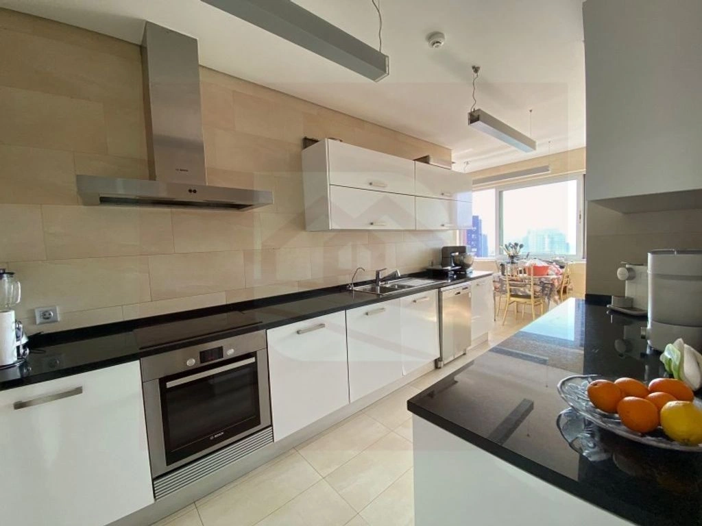 Меблированная квартира 3+1, 153 м² в Луанде, Ангола