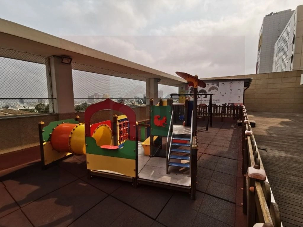 Квартира с мебелью, 150 м² в Луанде, Ангола