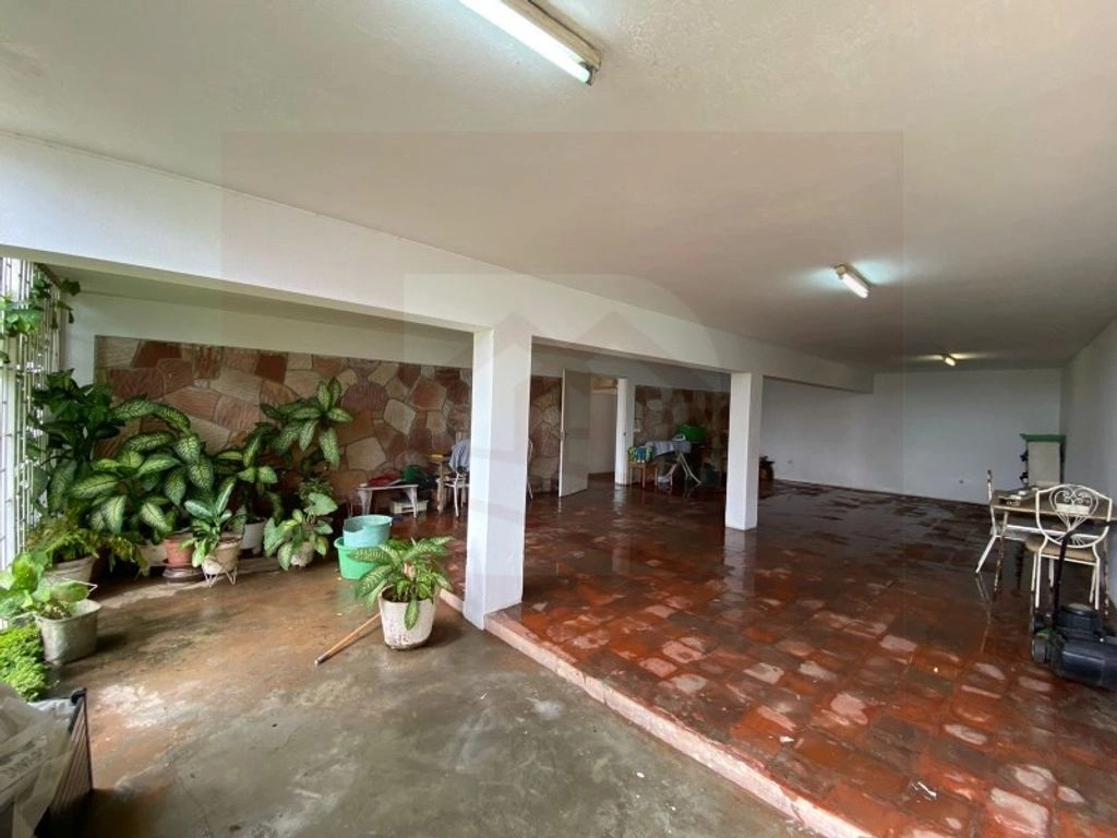 Уютный дом 4+1 в Луанде, Ангола