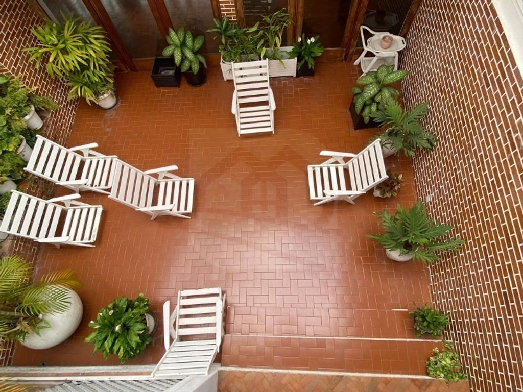 Уютный дом 4+1 в Луанде, Ангола