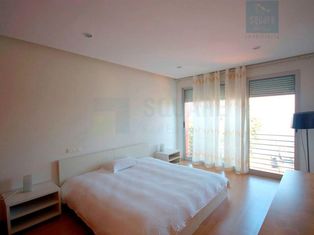 Светлая квартира 3+1 в Луанде, Ангола