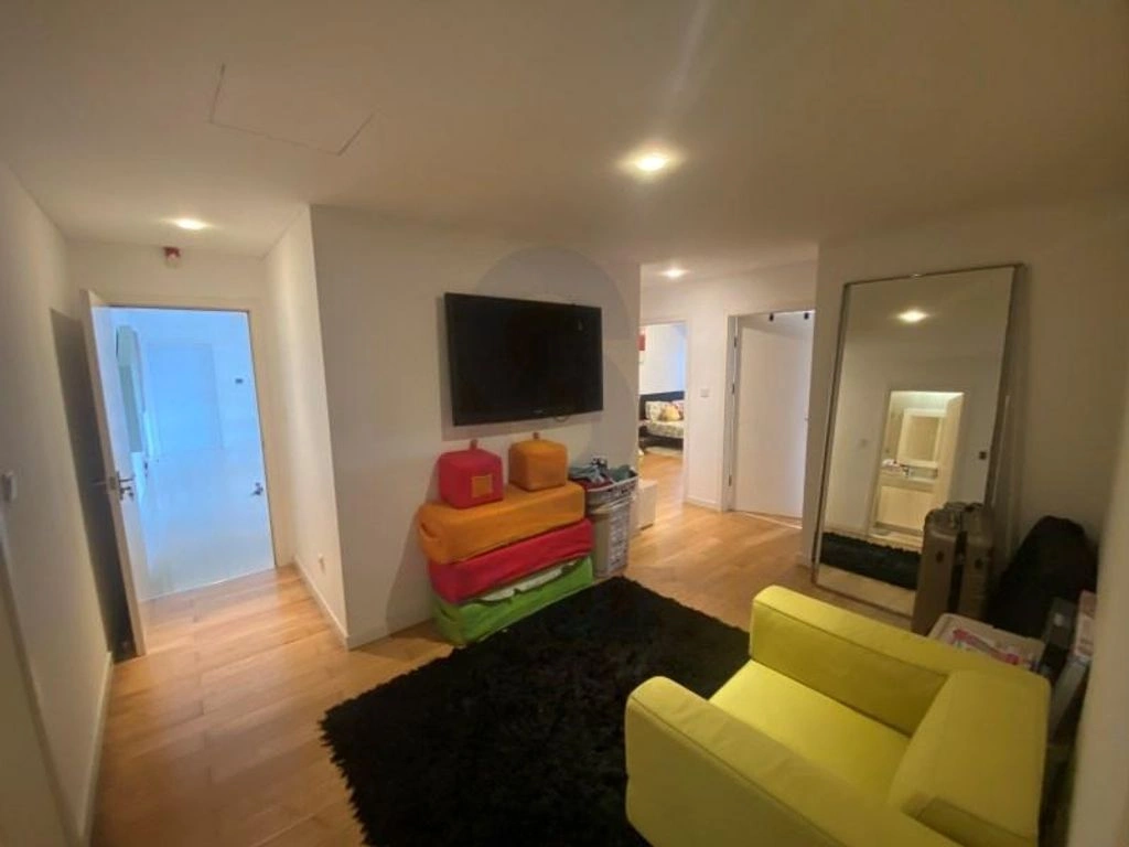 Меблированная квартира 199 m2 в Луандe, Ангола