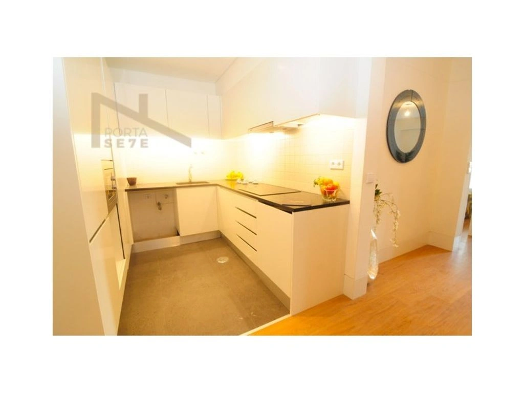 Современная квартира 95 m2 в Луанде, Ангола