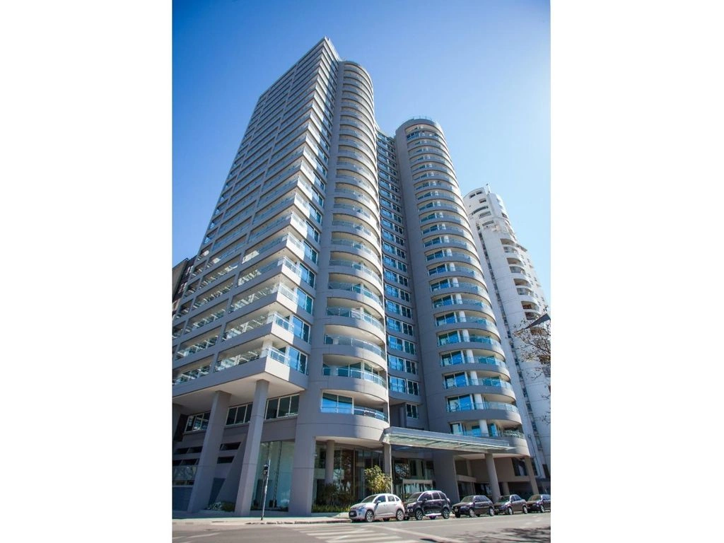 Просторная квартира 4+1 в Росарио, Аргентина