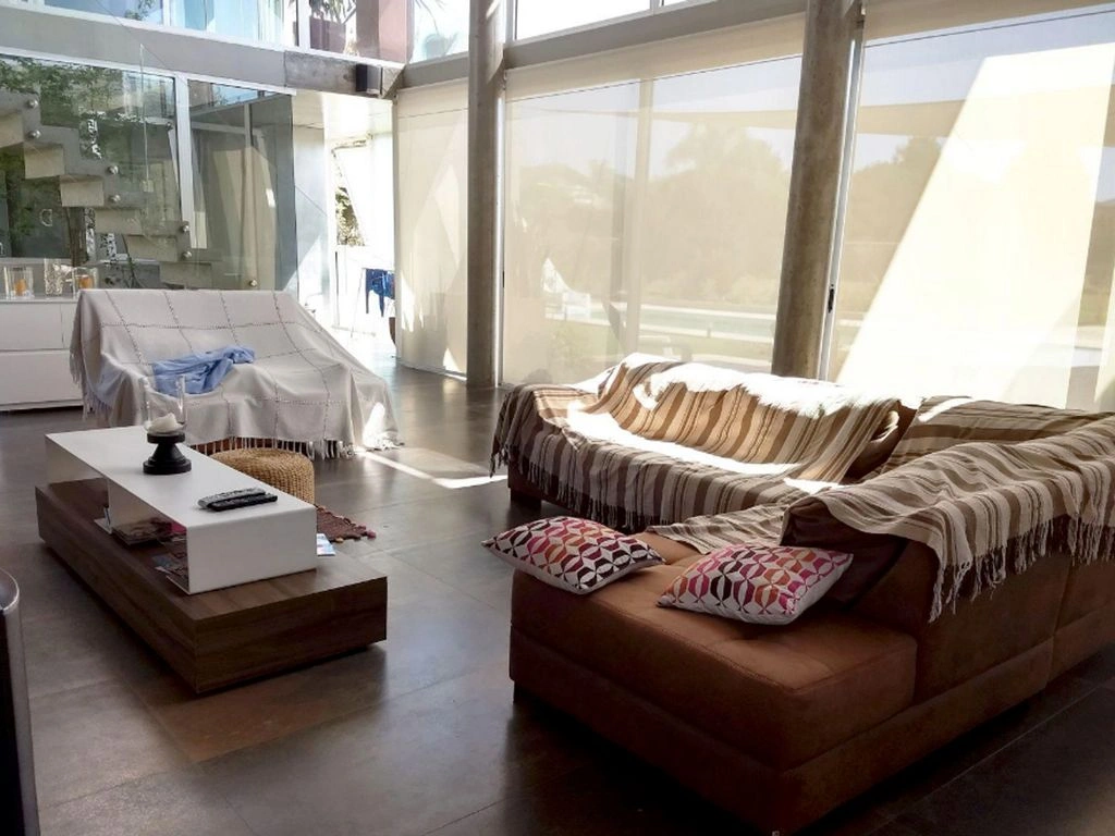 Обновлённый дом 4+1 в Росарио, Аргентина