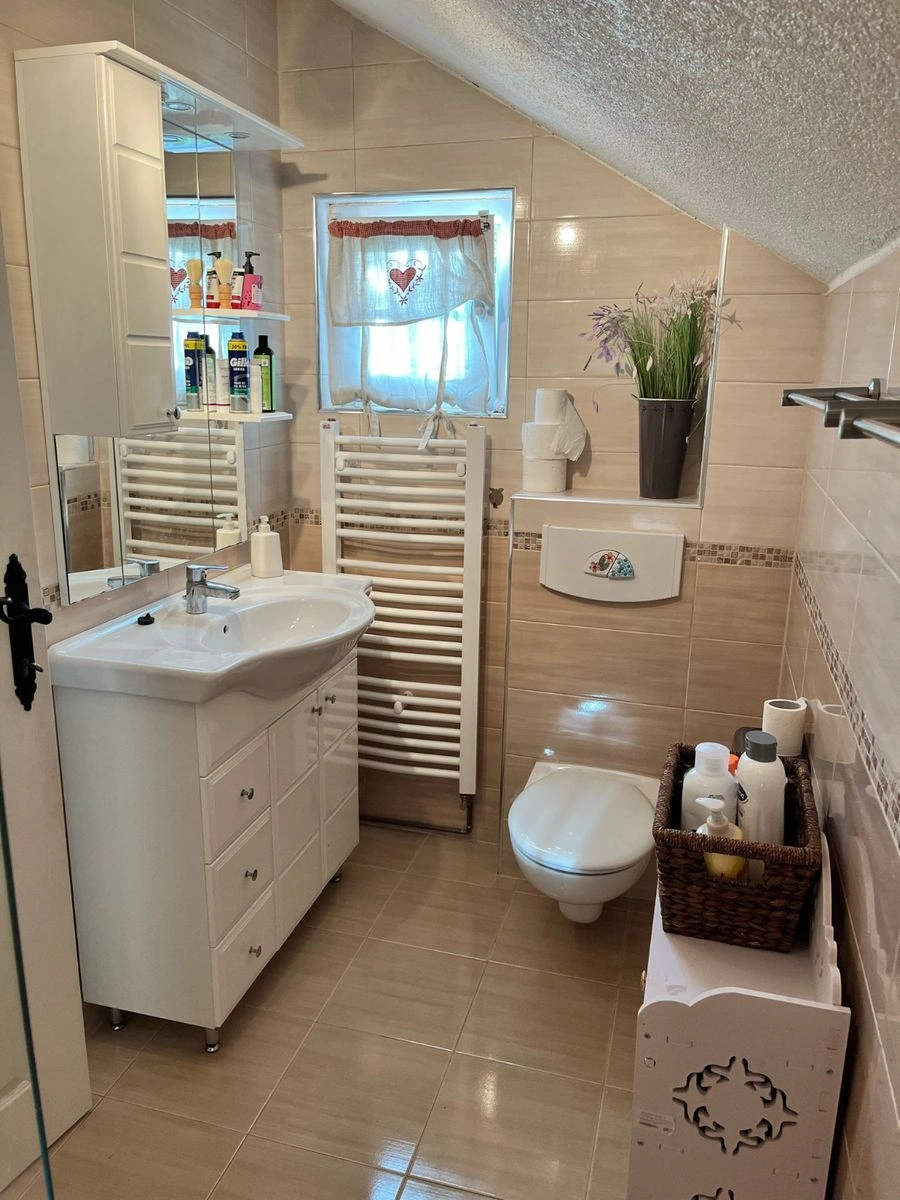 Уютный дом 5+1 в Сараево, Босния и Герцеговина