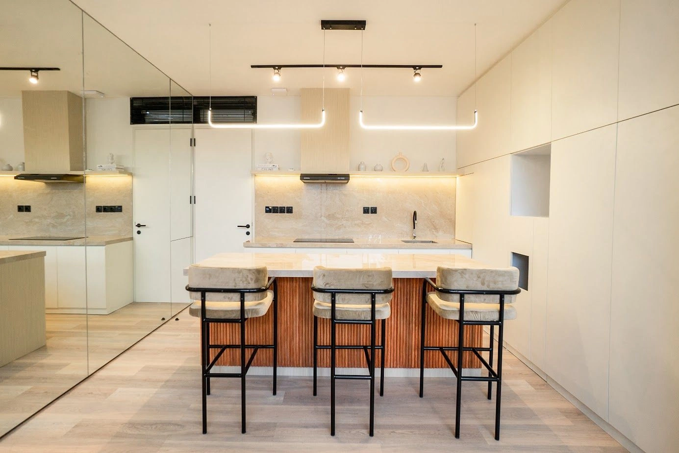 Вилла 98 м2 в 5 минутах от пляжа Берава, Чангу