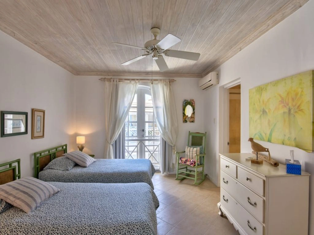 Меблированная квартира в Спейтстауне, Барбадос (#OBb 20-16)