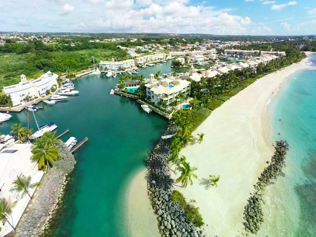 Меблированная квартира в Спейтстауне, Барбадос (#OBb 20-18)