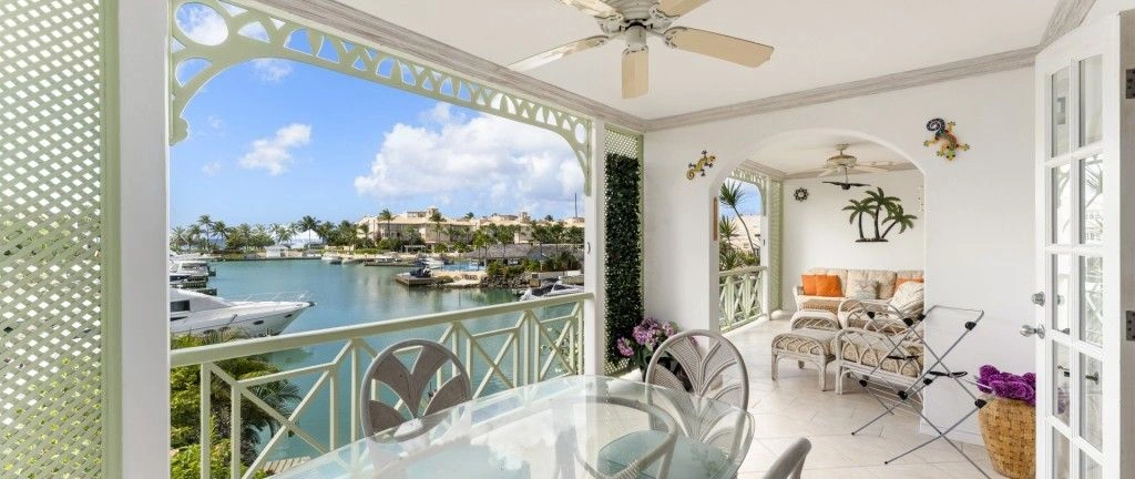 Квартира с мебелью в Спейтстауне, Барбадос (#OBb 20-21)