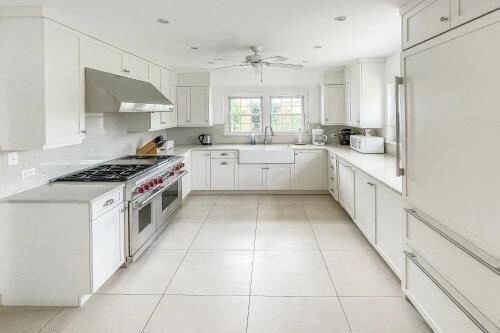 Спокойный дом 4+1 в Гамильтоне (Бермуды)