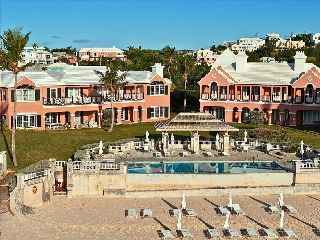 Просторная квартира 279 м² в Гамильтоне (Бермуды)