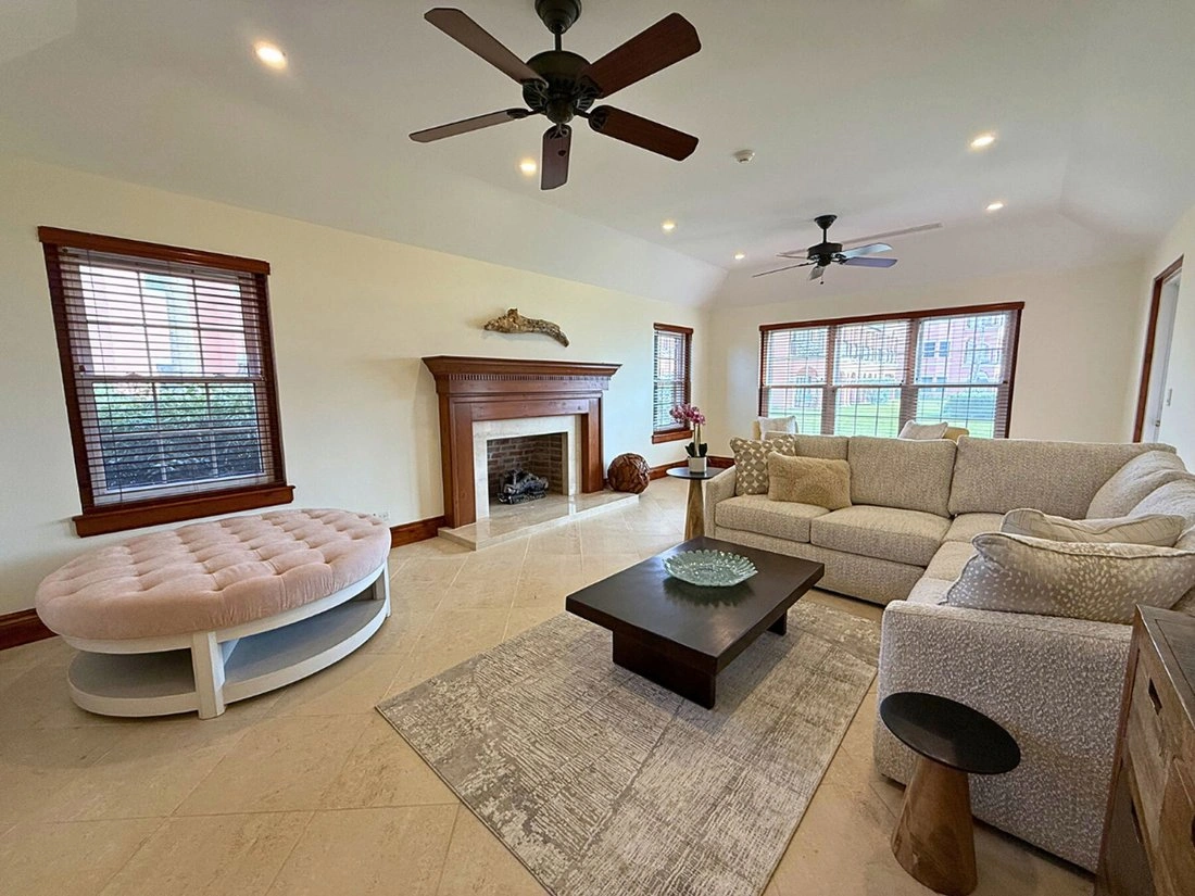 Просторная квартира 279 м² в Гамильтоне (Бермуды)