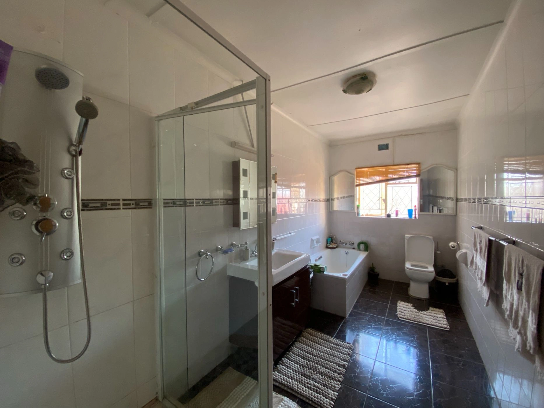 Просторный дом 310 m2 во Франстауне, Ботсвана