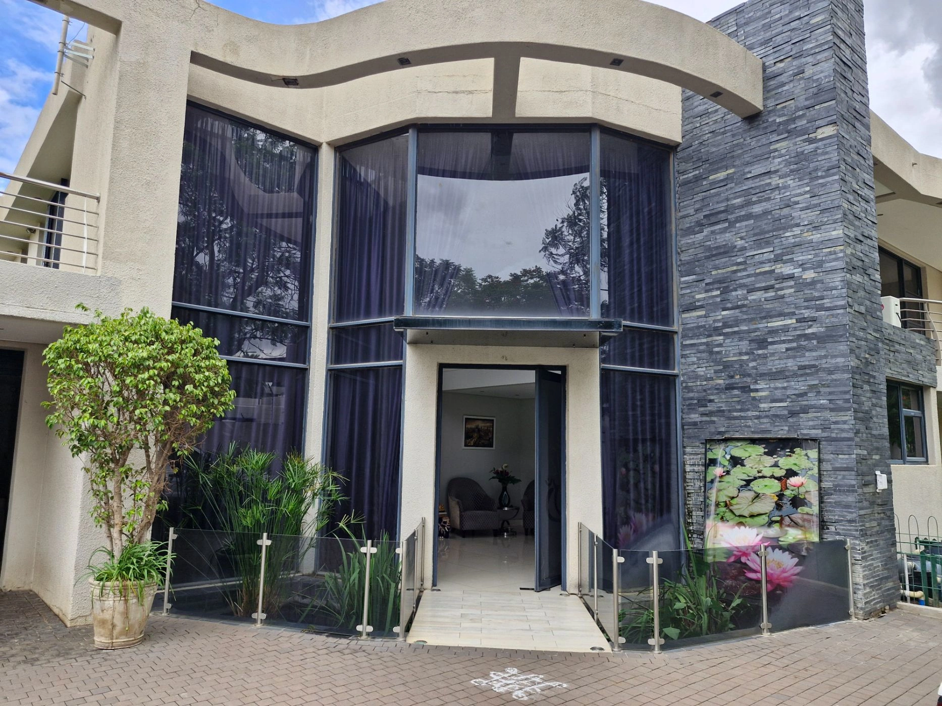 Просторный дом 6+1 в Габороне, Ботсвана