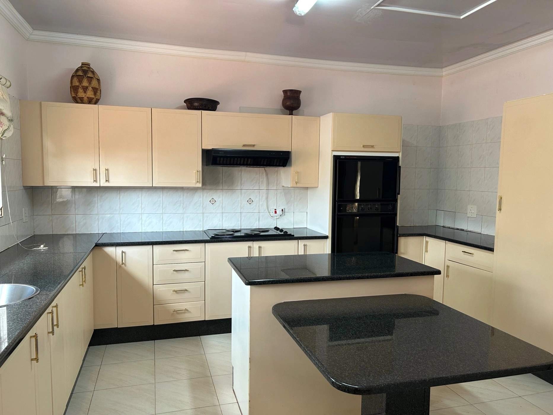 Роскошный дом 336 m² в Габороне, Ботсвана