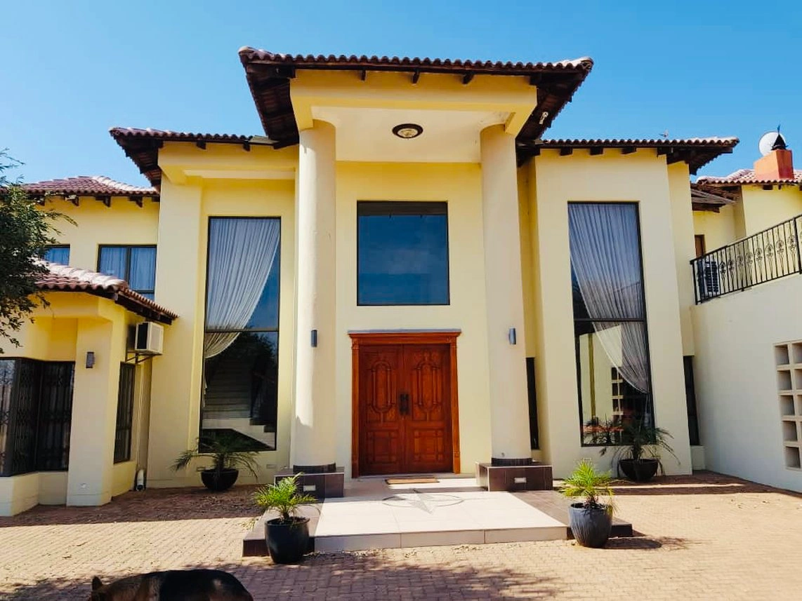 Комфортный дом 4+1 в Габороне, Ботсване