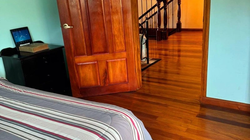 Просторный дом 540 м² в Бельмопане, Белиз