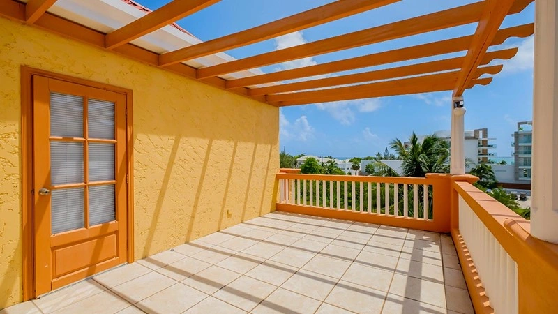 Квартира 3+1 после ремонта в Сан‑Педро, Белиз