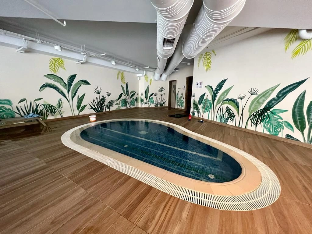 Apartment with panoramic forest view